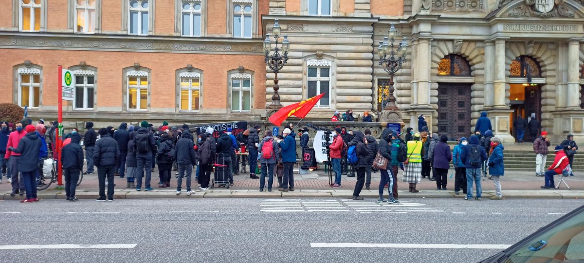 Hamburg: Kundgebung zur Eröffnung des Rondenbarg-Prozess