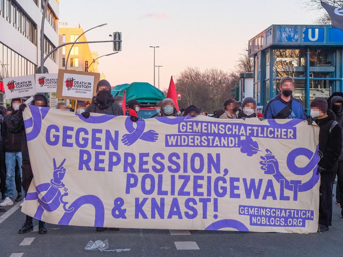Bericht und Fotos zur Demo gegen Repression, Polizeigewalt und Knast in Berlin am 19.03.2021