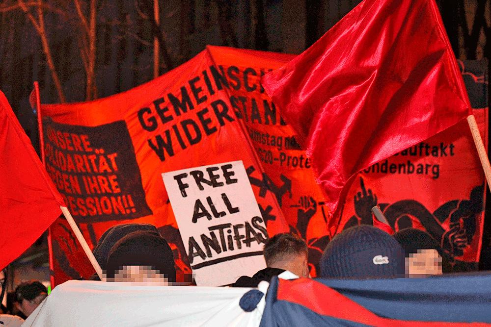 Berlin: Antifa-Tresen zum Rondenbargprozess